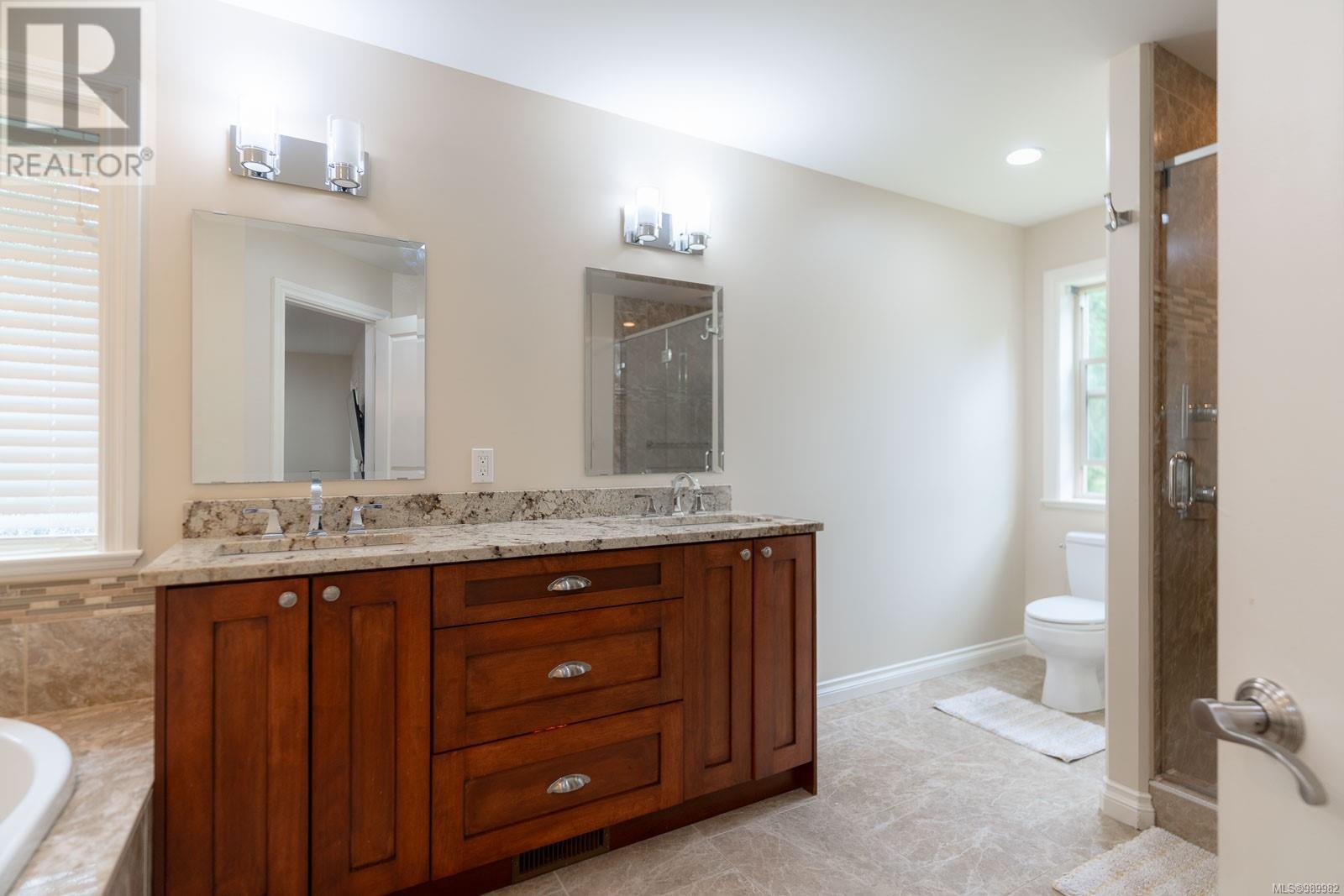 3454 Waterfern Dr, Port Alberni real estate listing 989982
