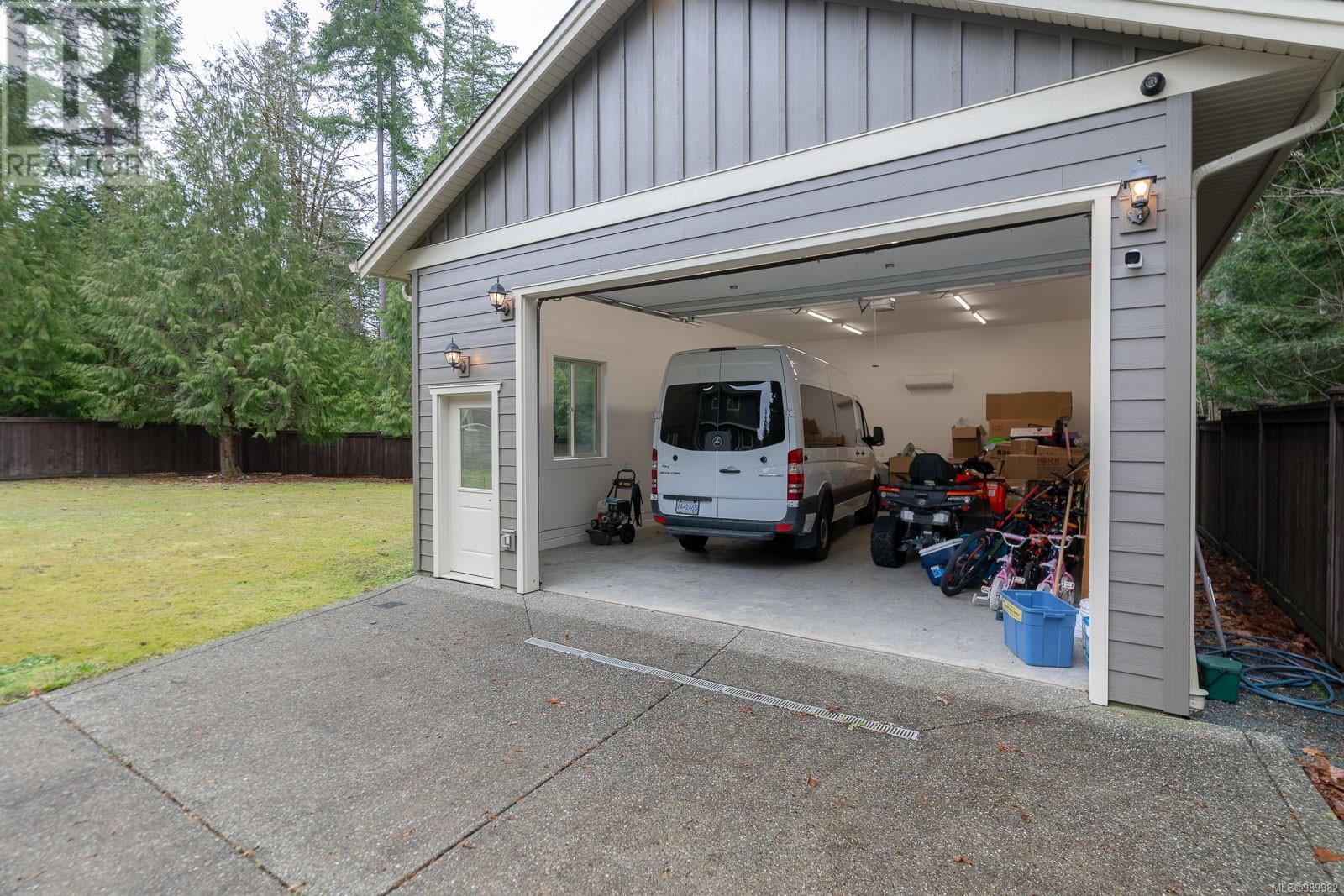 3454 Waterfern Dr, Port Alberni real estate listing 989982