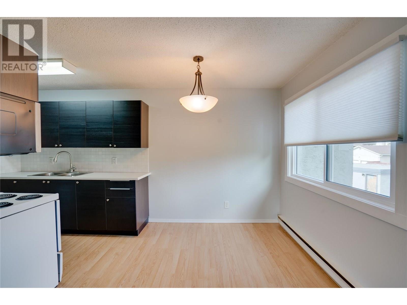 #204 4101 ALEXIS PARK DRIVE - Image 4