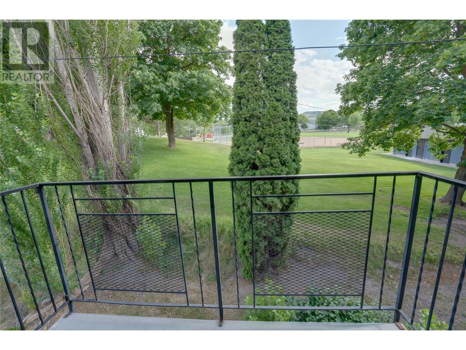 #204 4101 ALEXIS PARK DRIVE - Image 12