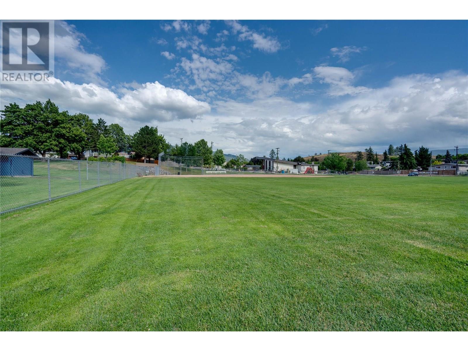 #204 4101 ALEXIS PARK DRIVE - Image 20