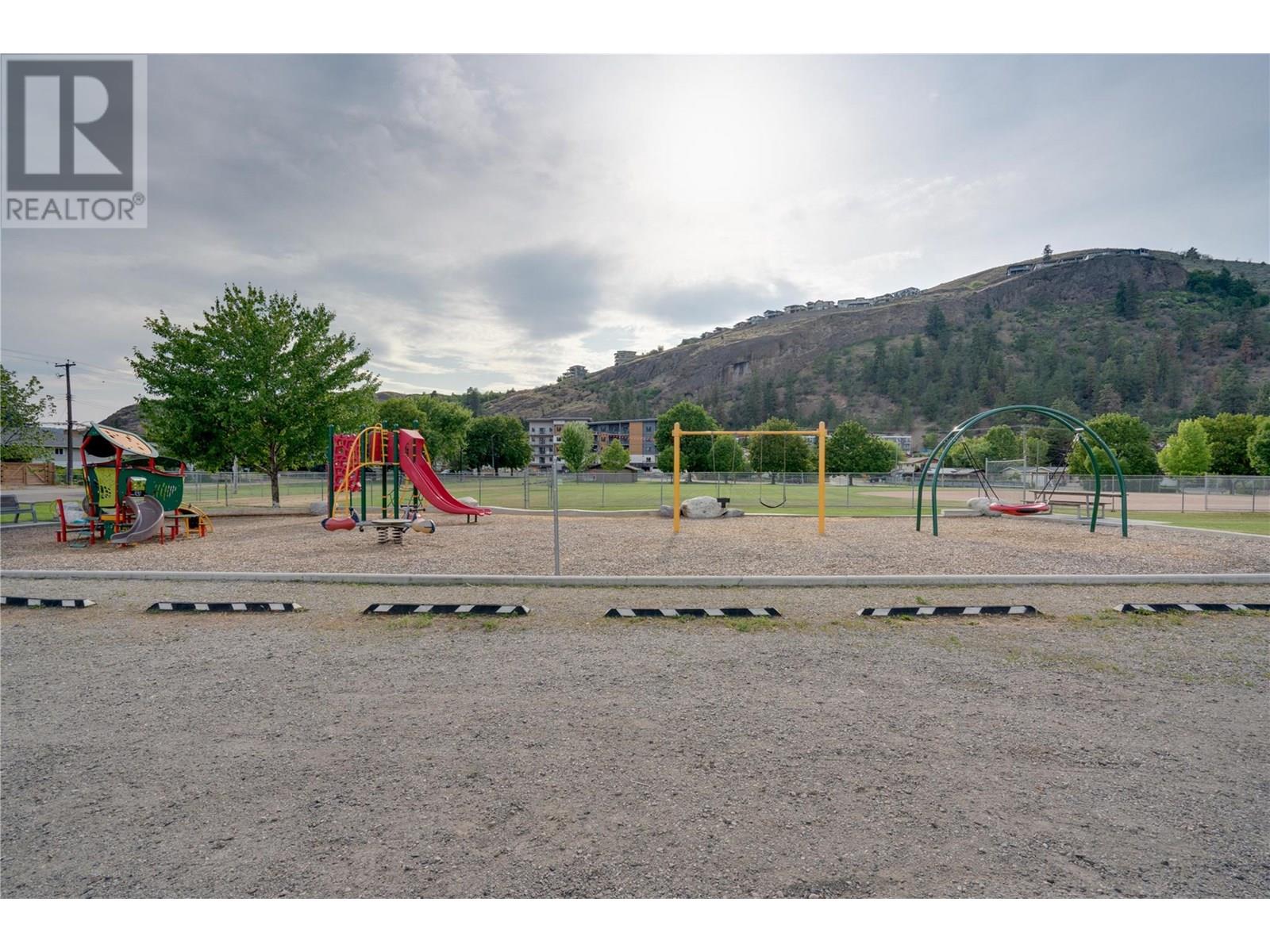 #204 4101 ALEXIS PARK DRIVE - Image 28