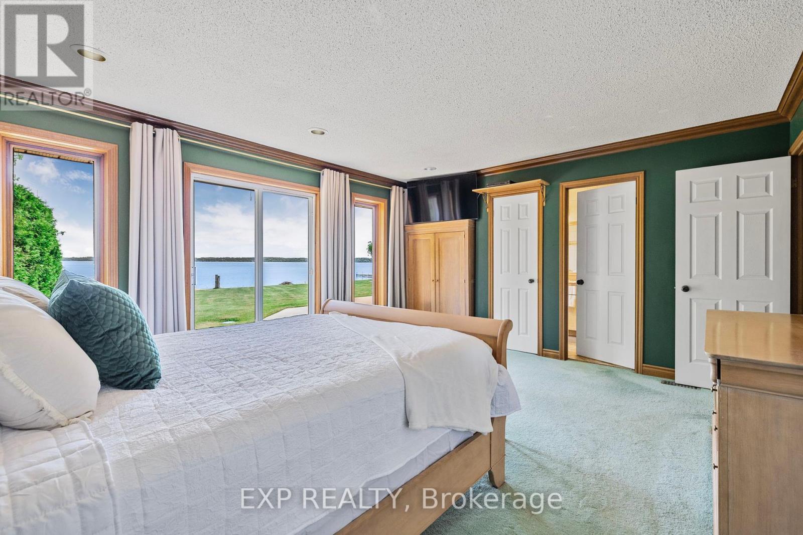 Photo 5 of 359 Aldred Drive, Scugog ON