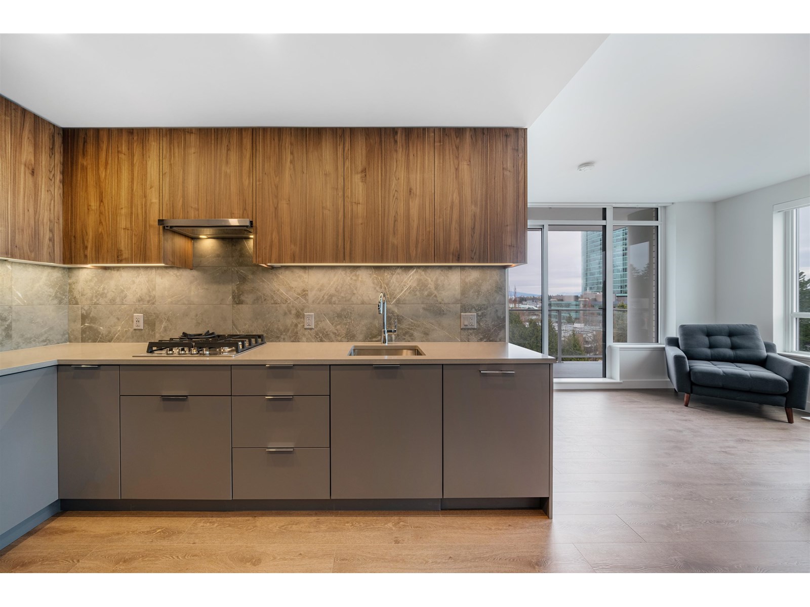 402 13359 OLD YALE ROAD, Surrey real estate listing R3018042