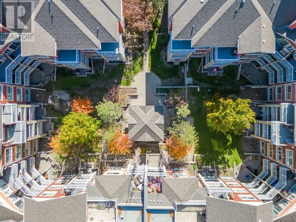 Single Family House for Sale in   Richard Place SW Lincoln Park Calgary 