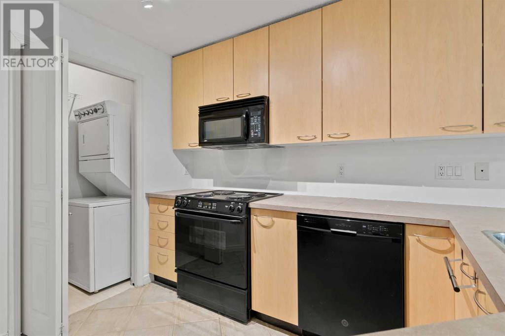 Single Family House for Sale in   Richard Place SW Lincoln Park Calgary 