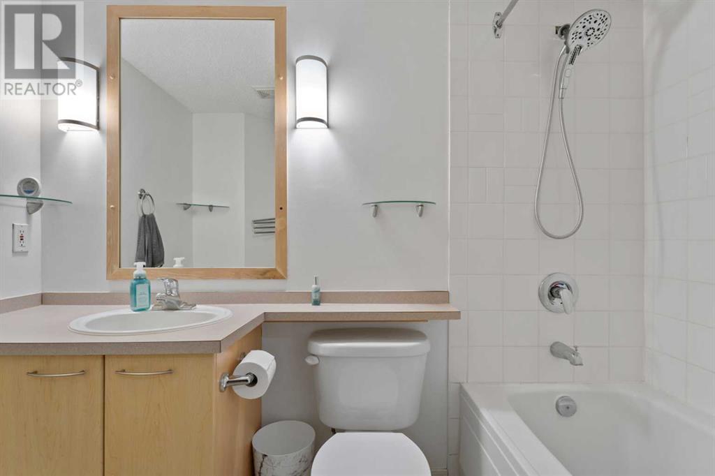 Single Family House for Sale in   Richard Place SW Lincoln Park Calgary 