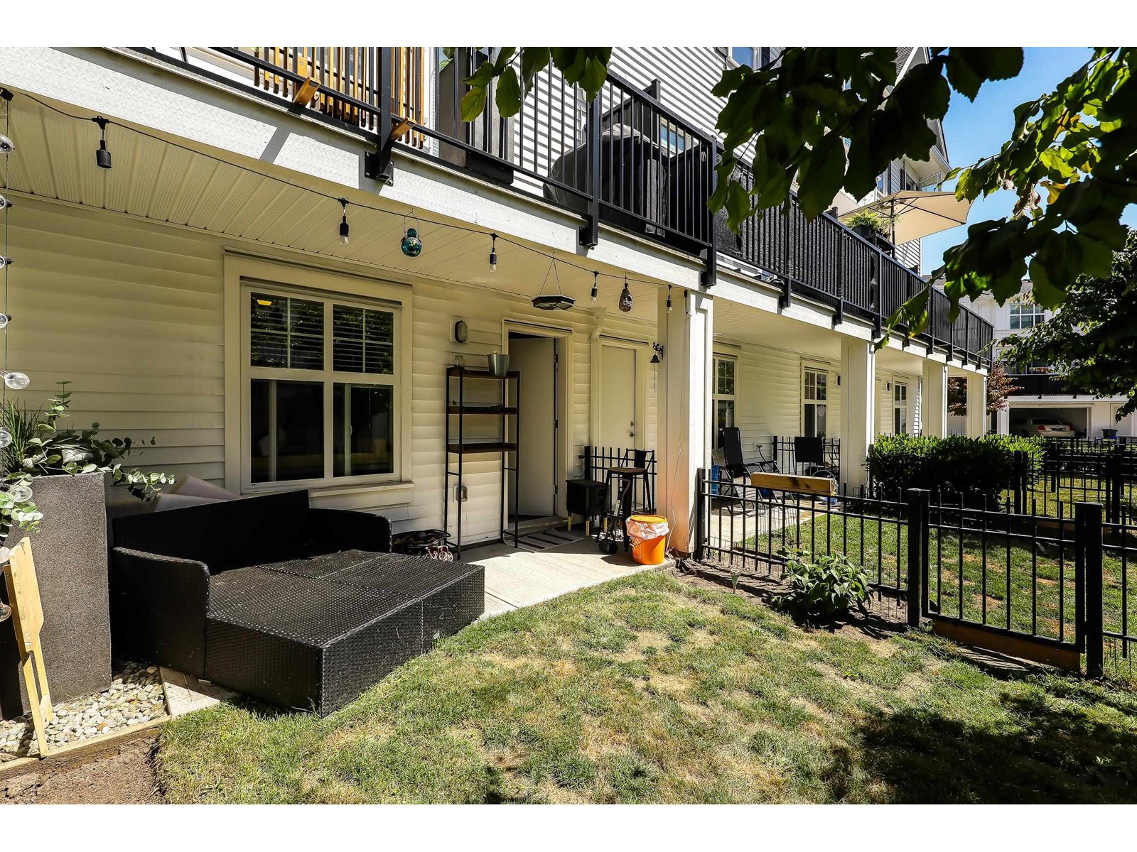 Photo 6 of 82 27735 Roundhouse Drive, Abbotsford BC