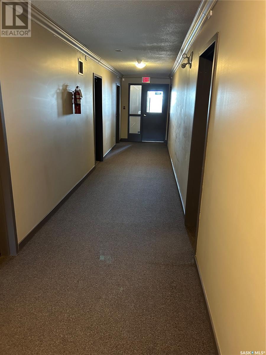 Photo 18 of 4 2203 7th Street E, Saskatoon SK
