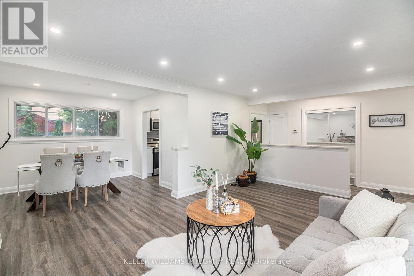Photo 5 of 2389 Sheldon Avenue, Ottawa ON