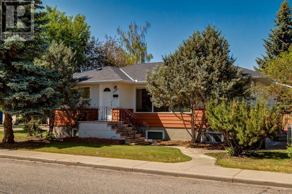 Single Family House Bungalow for Sale in   Street NW Bowness Calgary 