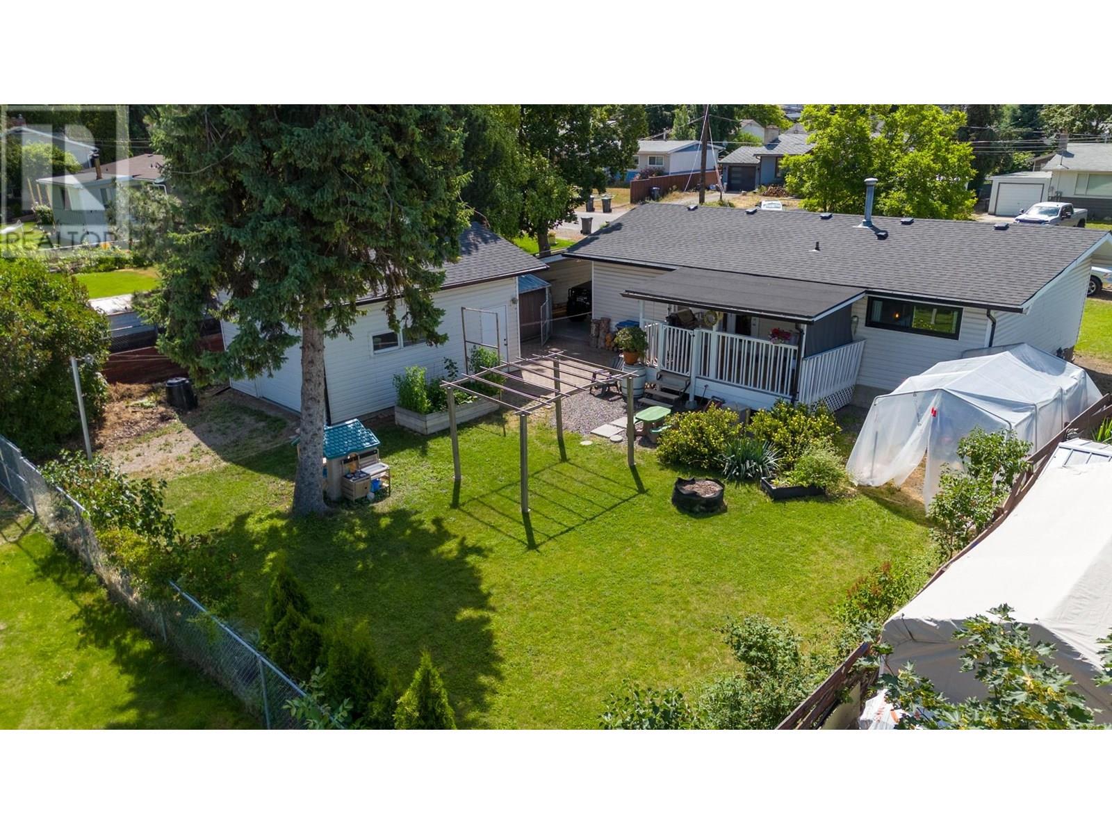  590 Jaschinsky Road, Kelowna