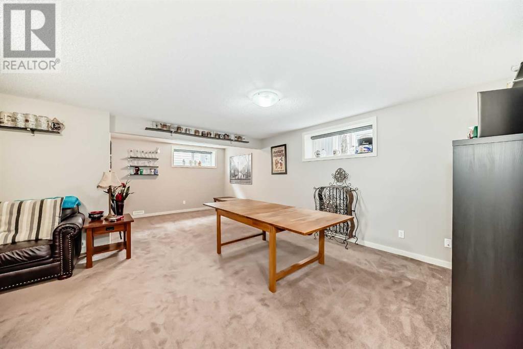 Single Family House Bi-level for Sale in  Skyview Ranch Way NE Skyview Ranch Calgary 