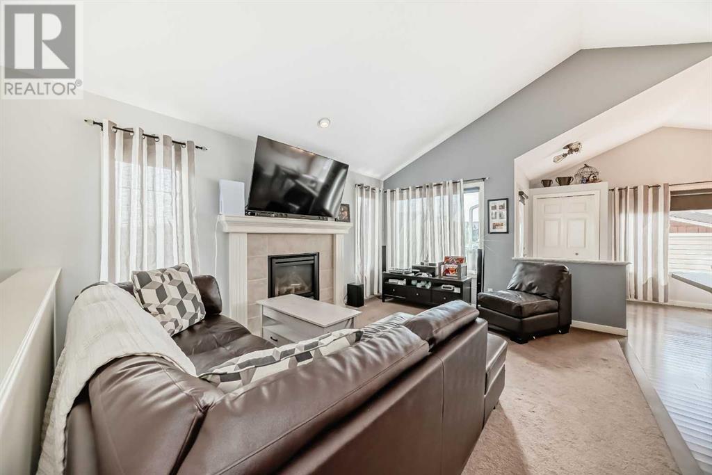 Single Family House Bi-level for Sale in  Skyview Ranch Way NE Skyview Ranch Calgary 