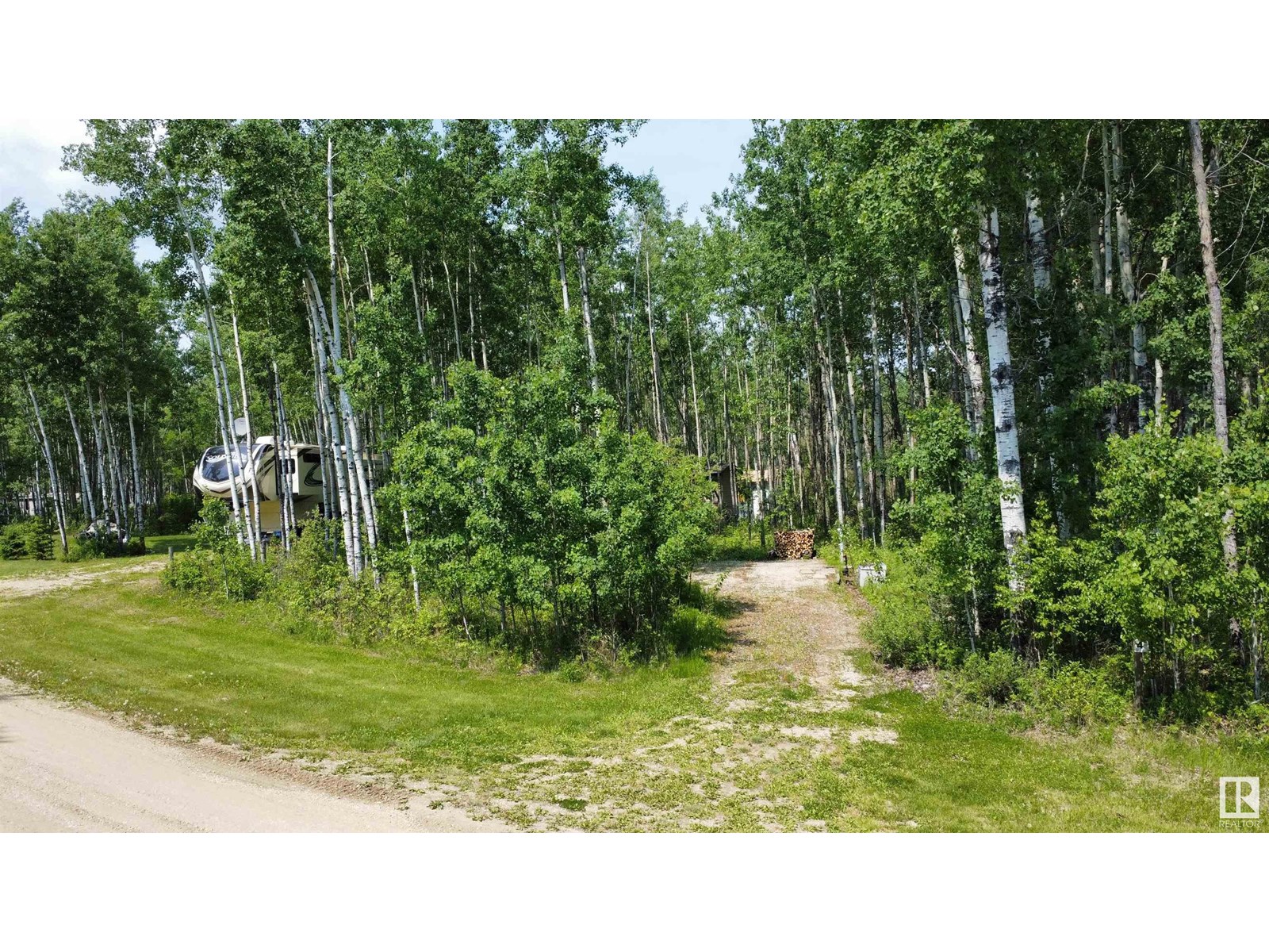 Photo 12 of 74 5519 Twp Rd 550, Rural Lac Ste Anne County AB