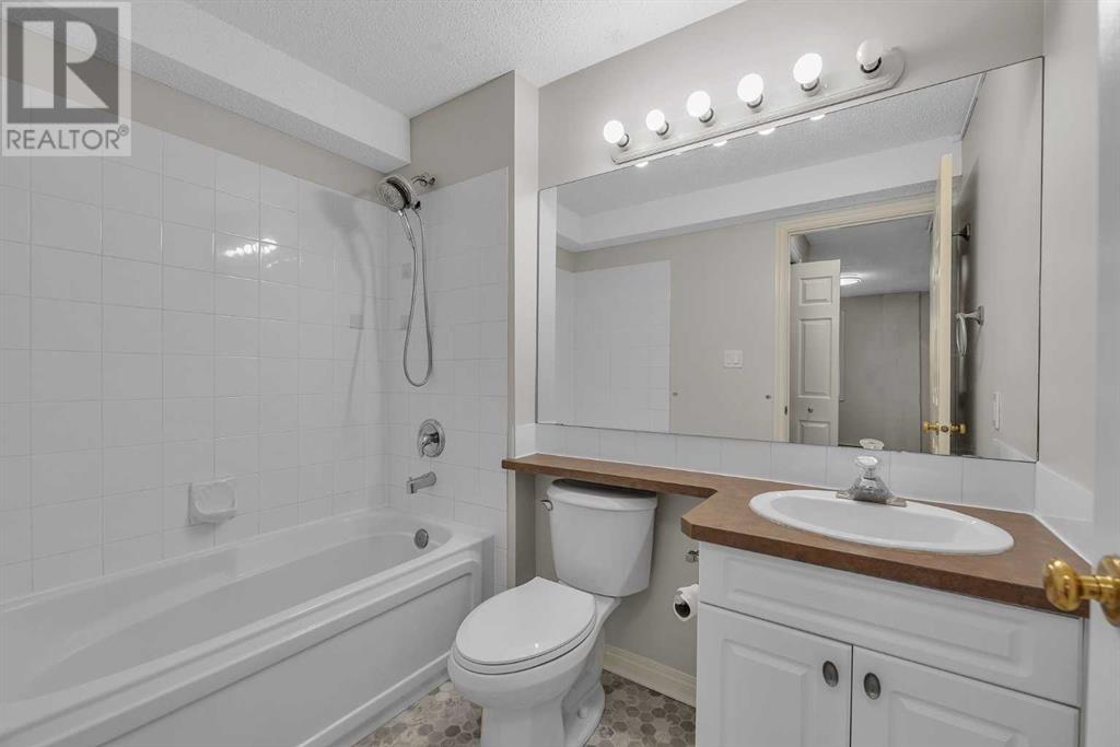 Single Family House for Sale in    Avenue SW Downtown Commercial Core Calgary 