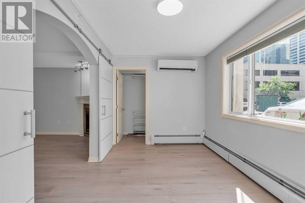 Single Family House for Sale in    Avenue SW Downtown Commercial Core Calgary 