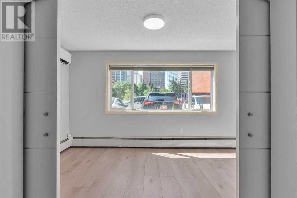 Single Family House for Sale in    Avenue SW Downtown Commercial Core Calgary 