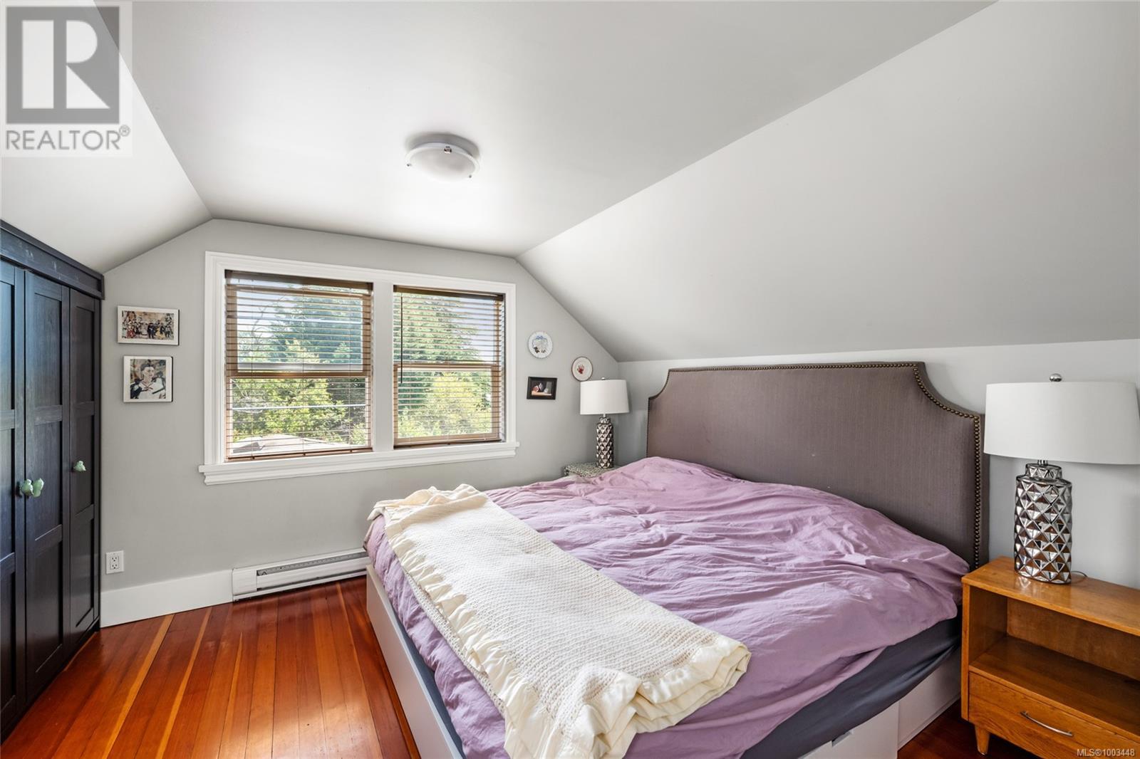 Photo 5 of 2161 Fair St, Oak Bay BC