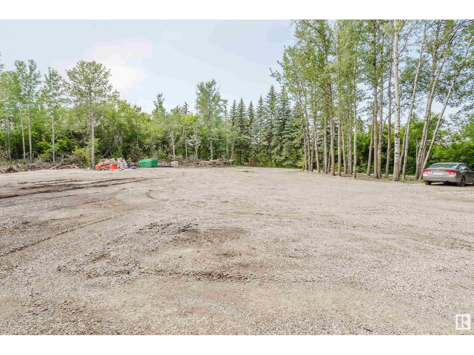Photo 24 of 379 22559 Wye Rd, Rural Strathcona County AB