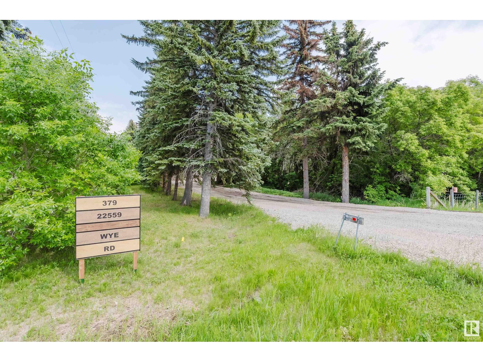 Photo 6 of 379 22559 Wye Rd, Rural Strathcona County AB