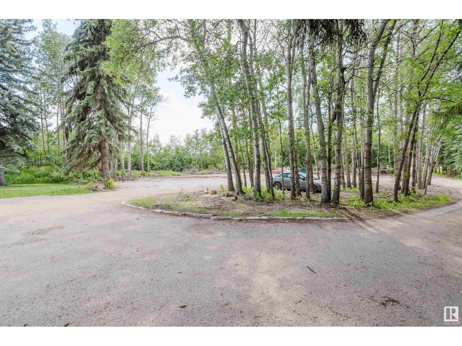 Photo 49 of 379 22559 Wye Rd, Rural Strathcona County AB
