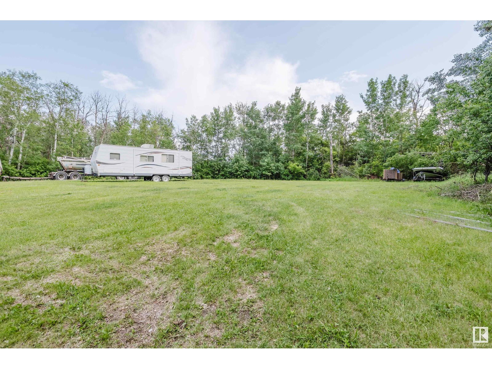 Photo 51 of 379 22559 Wye Rd, Rural Strathcona County AB