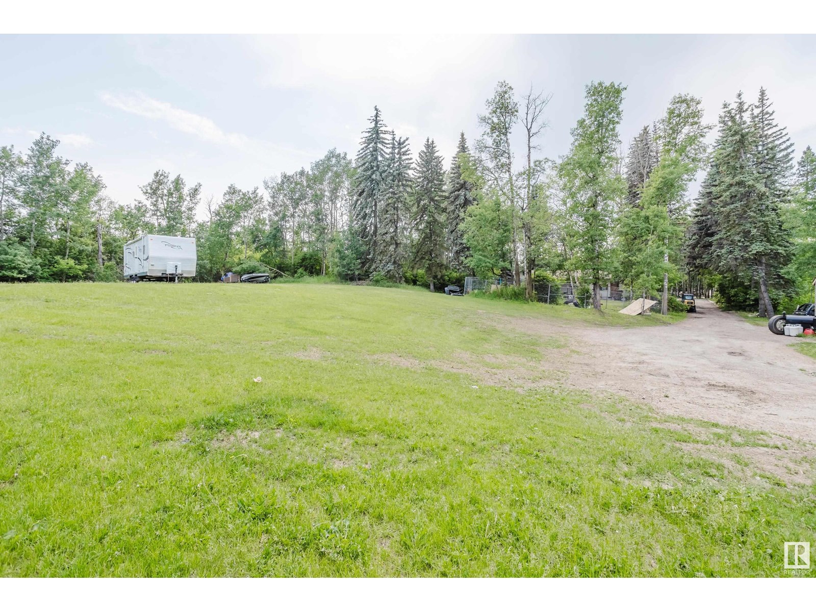 Photo 61 of 379 22559 Wye Rd, Rural Strathcona County AB