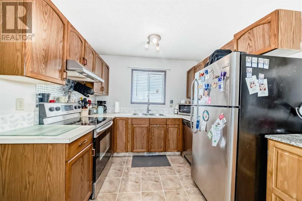 Single Family House 4 Level for Sale in  Martinview Crescent NE Martindale Calgary 
