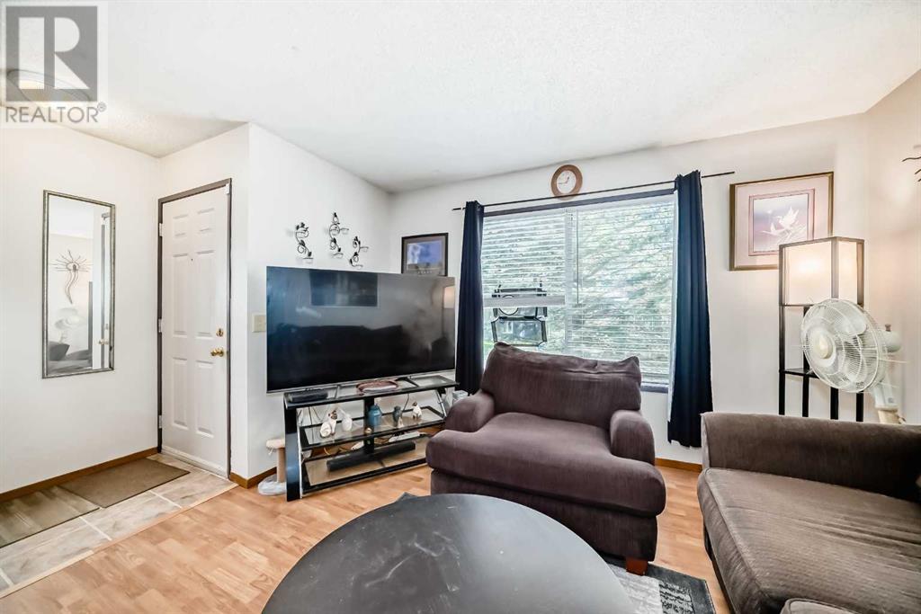 Single Family House 4 Level for Sale in  Martinview Crescent NE Martindale Calgary 