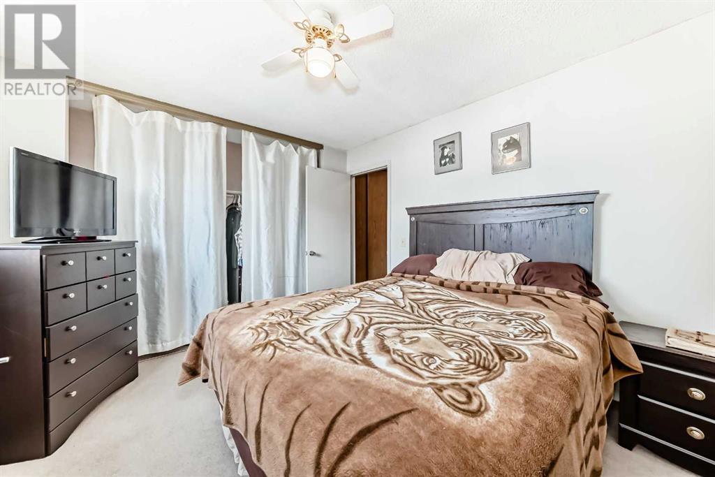 Single Family House 4 Level for Sale in  Martinview Crescent NE Martindale Calgary 