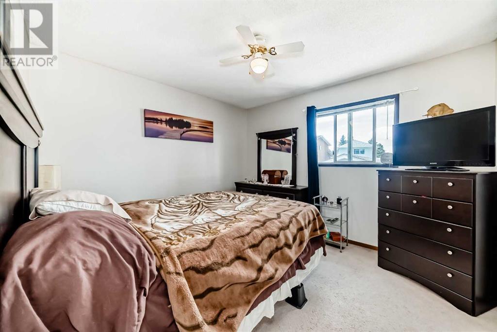 Single Family House 4 Level for Sale in  Martinview Crescent NE Martindale Calgary 
