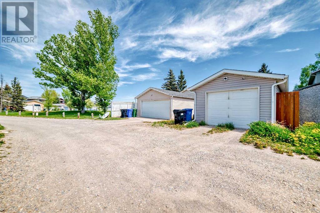 Single Family House 4 Level for Sale in  Martinview Crescent NE Martindale Calgary 