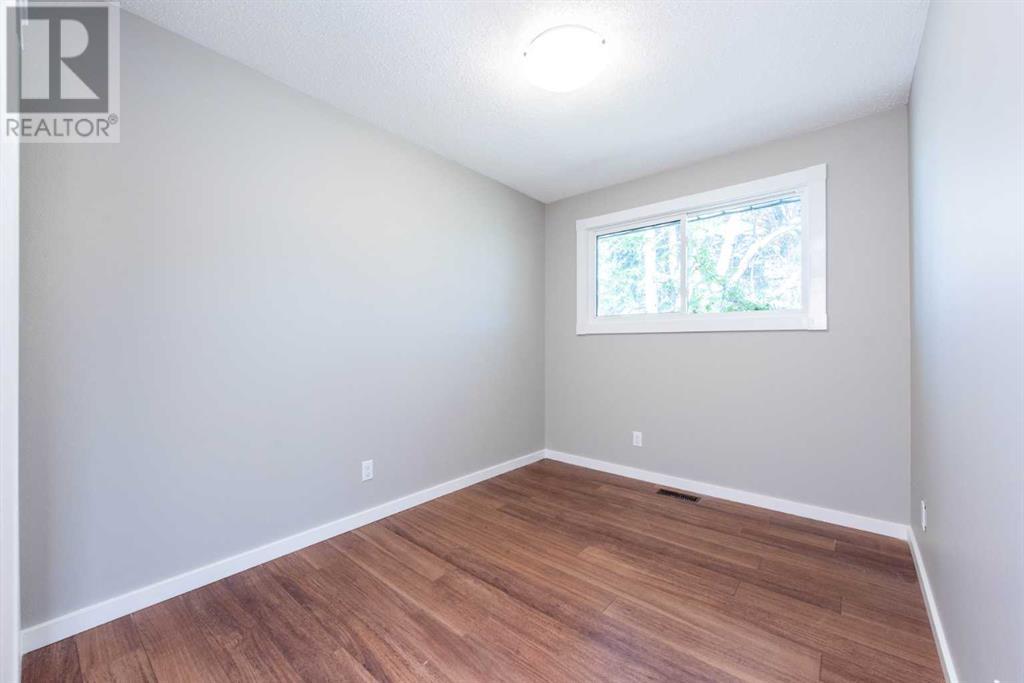 Single Family House Bungalow for Sale in  Lake Huron Place SE Bonavista Downs Calgary 