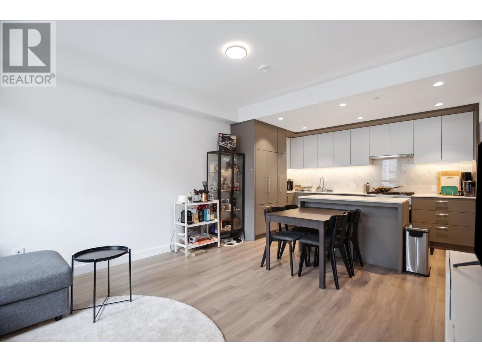 206 6085 IRMIN STREET, Burnaby