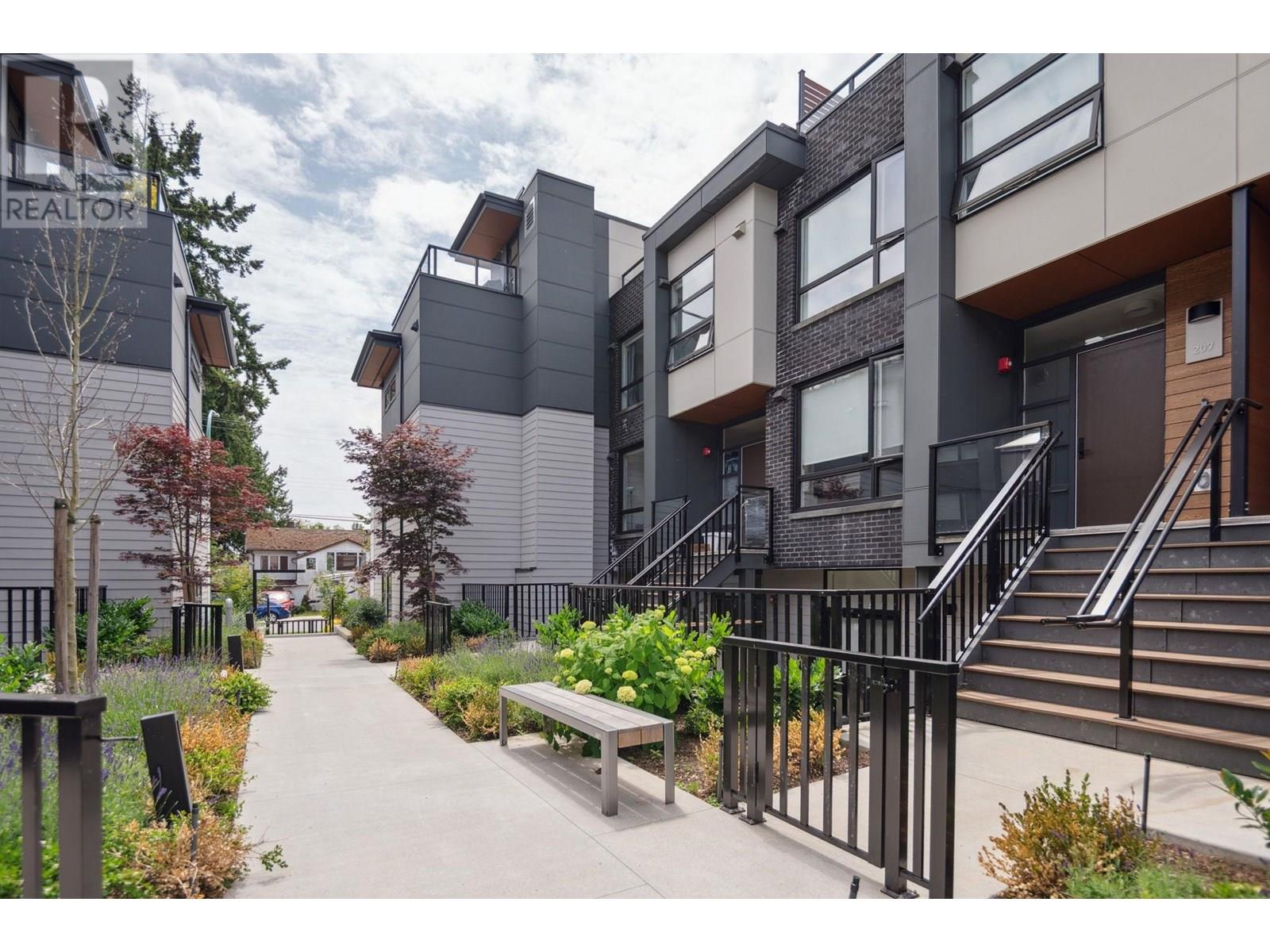 206 6085 IRMIN STREET, Burnaby