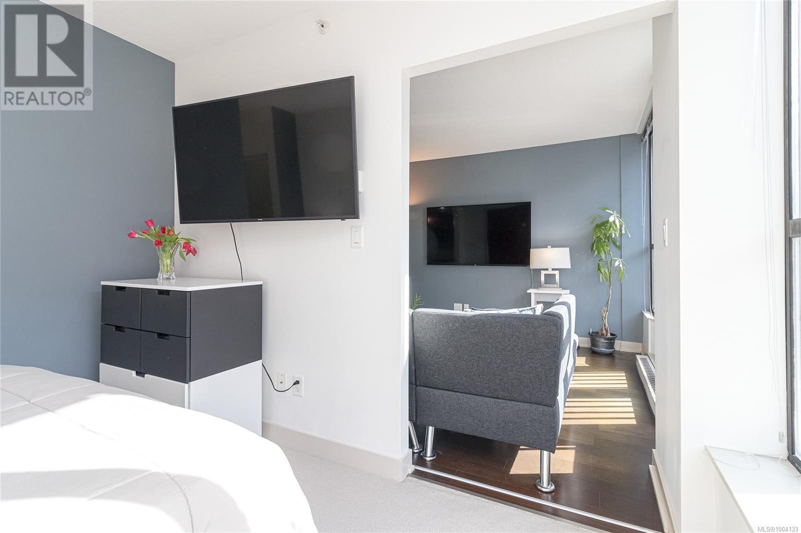 Photo 11 of 204 760 Johnson St, Victoria BC