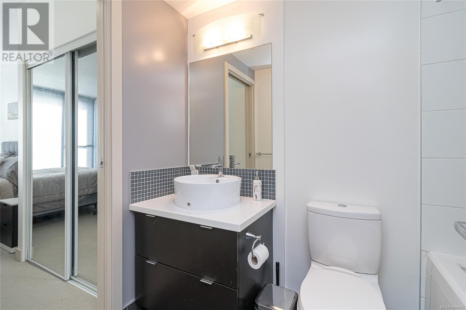 Photo 14 of 204 760 Johnson St, Victoria BC
