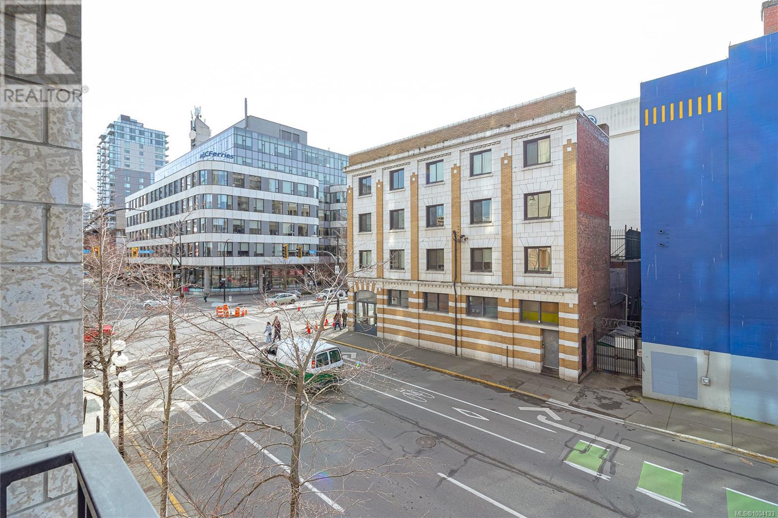 Photo 17 of 204 760 Johnson St, Victoria BC