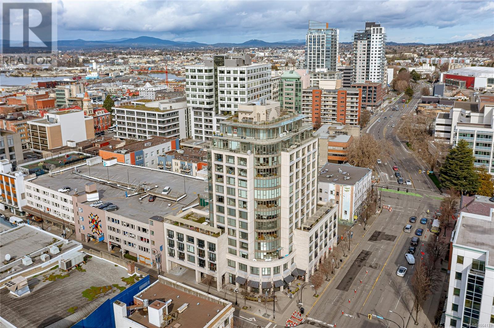 Photo 2 of 204 760 Johnson St, Victoria BC
