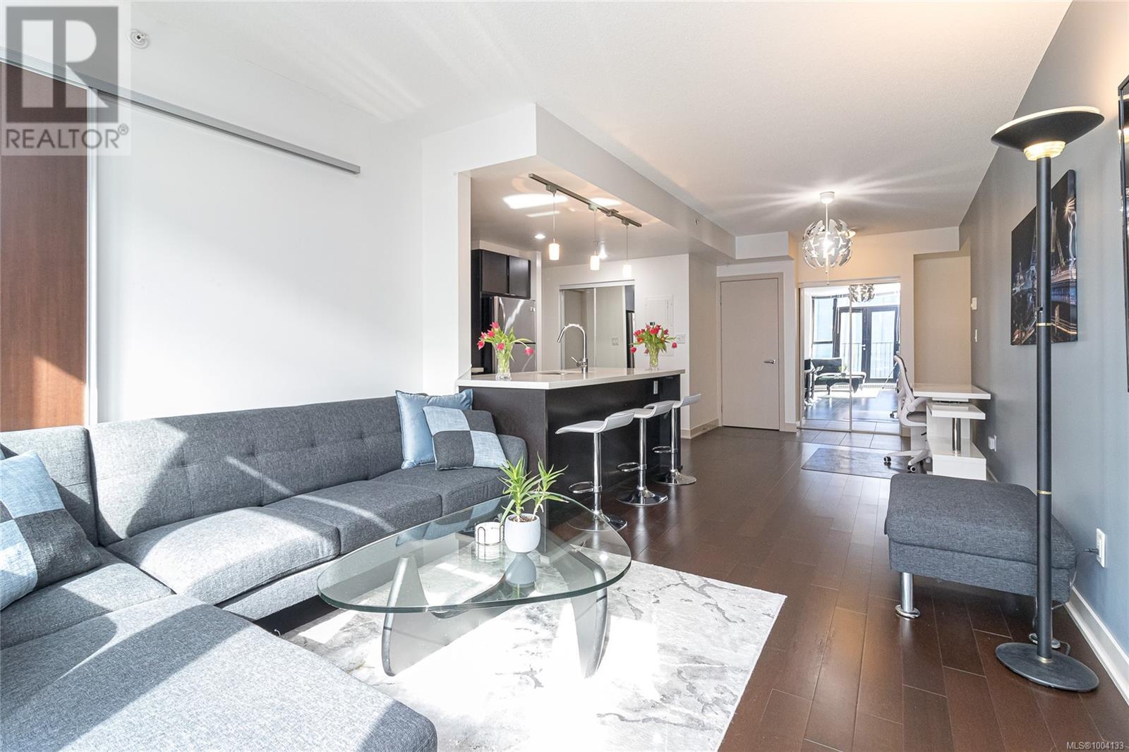 Photo 4 of 204 760 Johnson St, Victoria BC