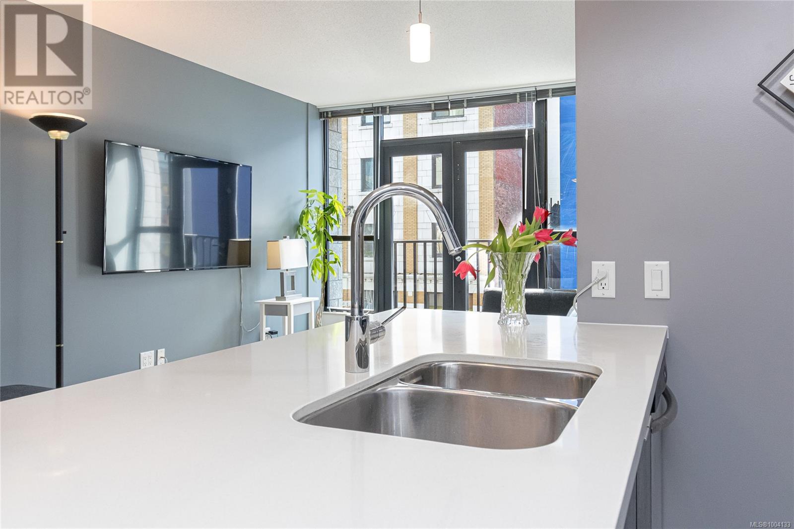 Photo 9 of 204 760 Johnson St, Victoria BC