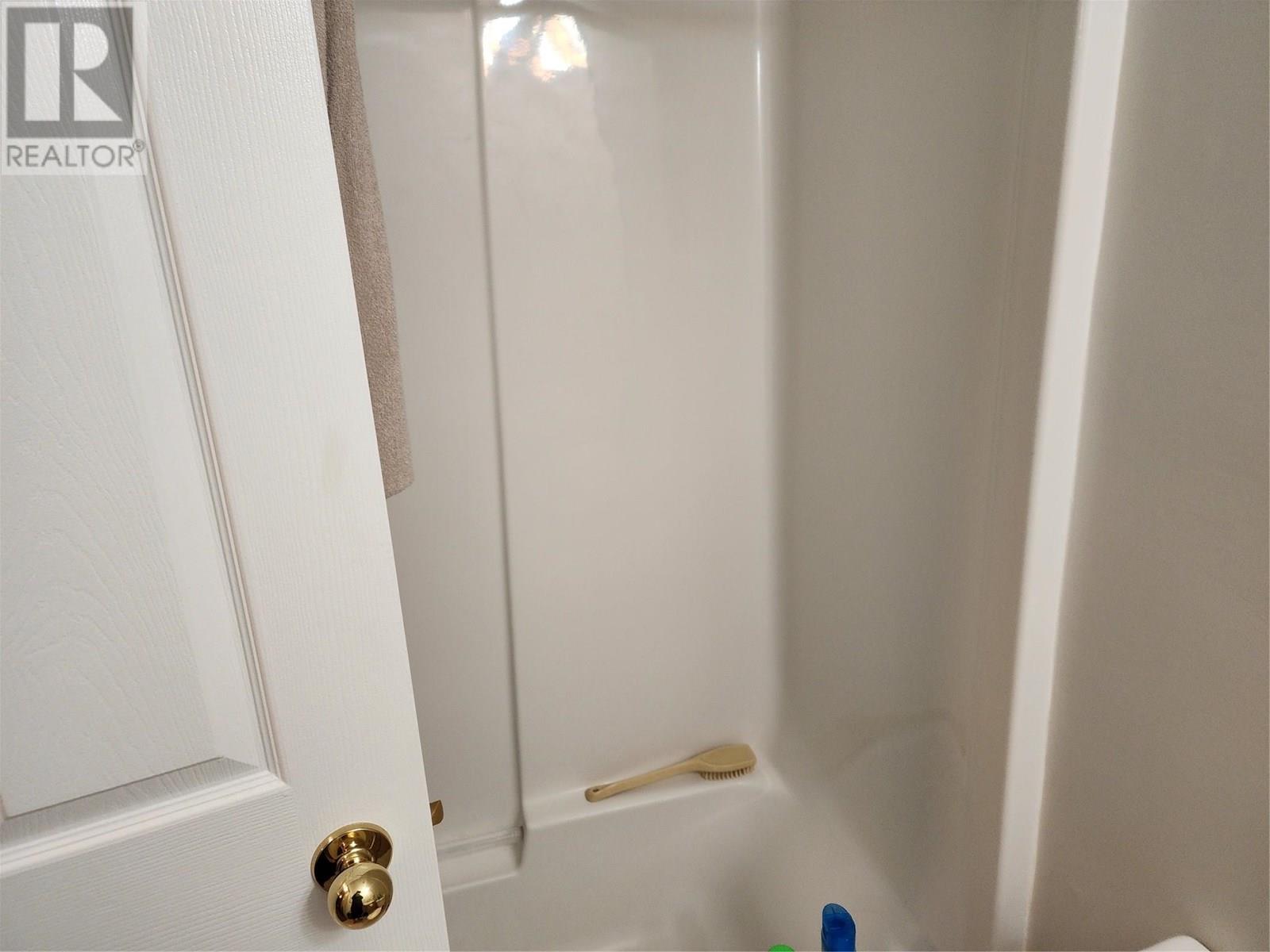 Photo 8 of 870 10 Street Sw Unit 101, Salmon Arm BC
