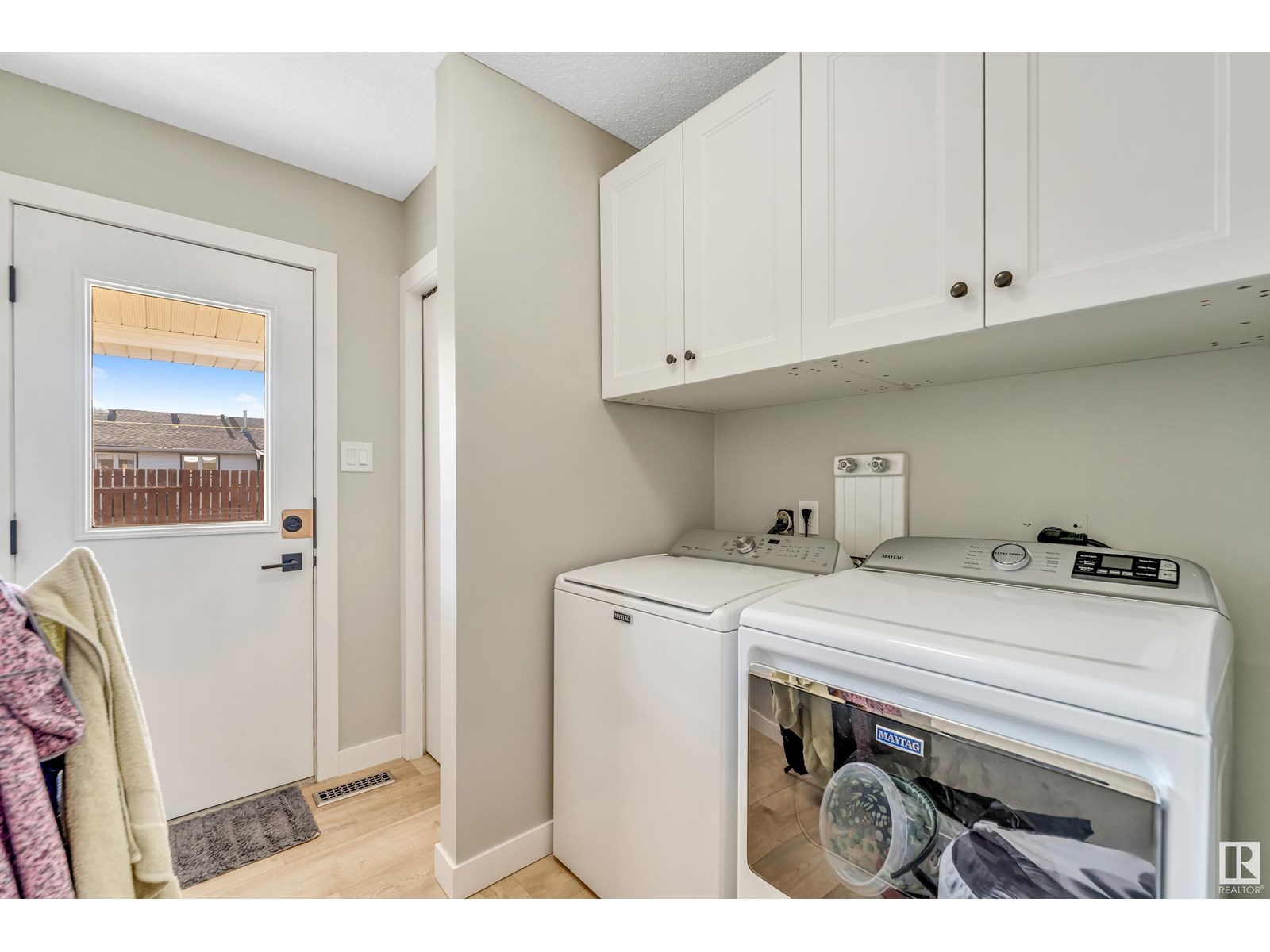 Photo 41 of 2404 80 St Nw, Edmonton AB