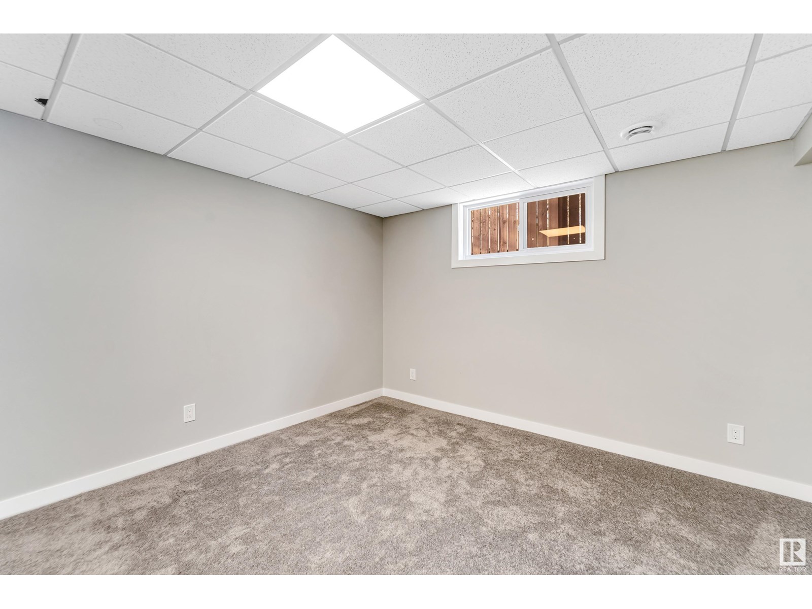Photo 51 of 2404 80 St Nw, Edmonton AB