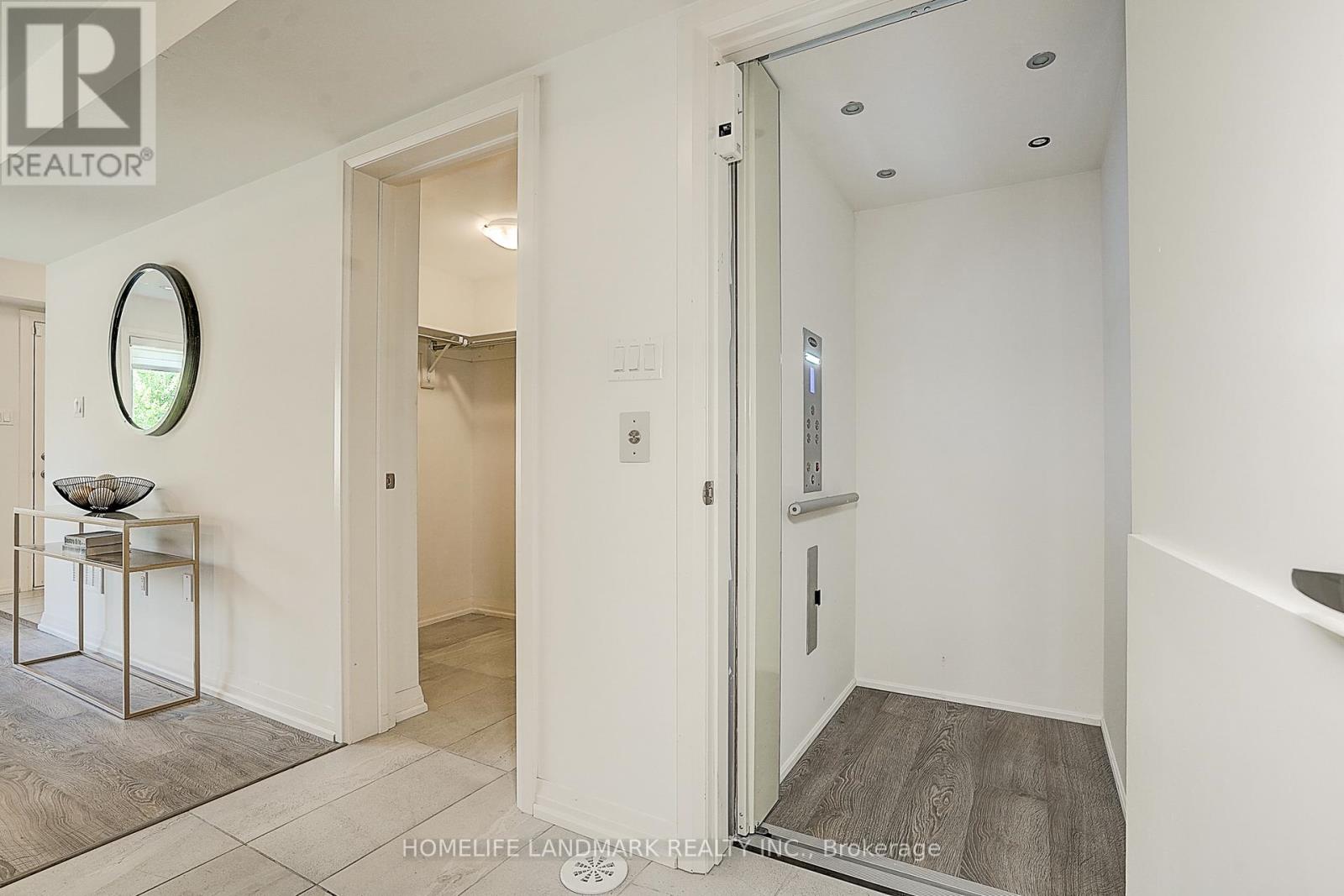 Single Family House for Sale in  GEORGE KIRBY STREET Vaughan (Patterson) 