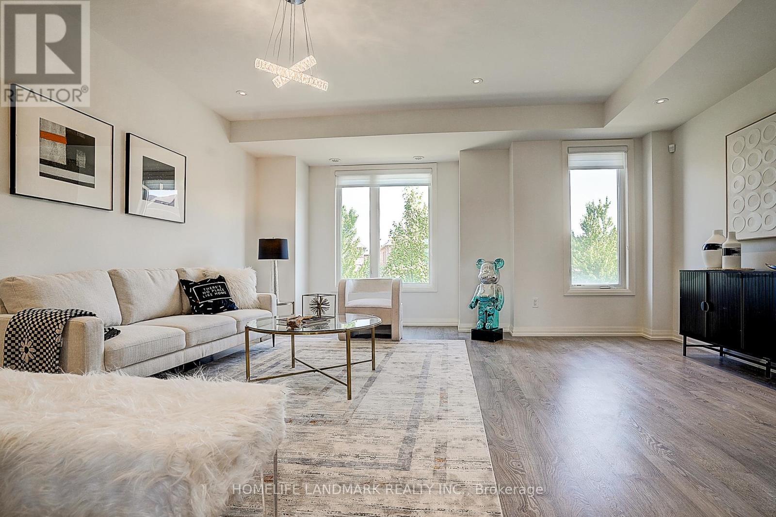 Single Family House for Sale in  GEORGE KIRBY STREET Vaughan (Patterson) 
