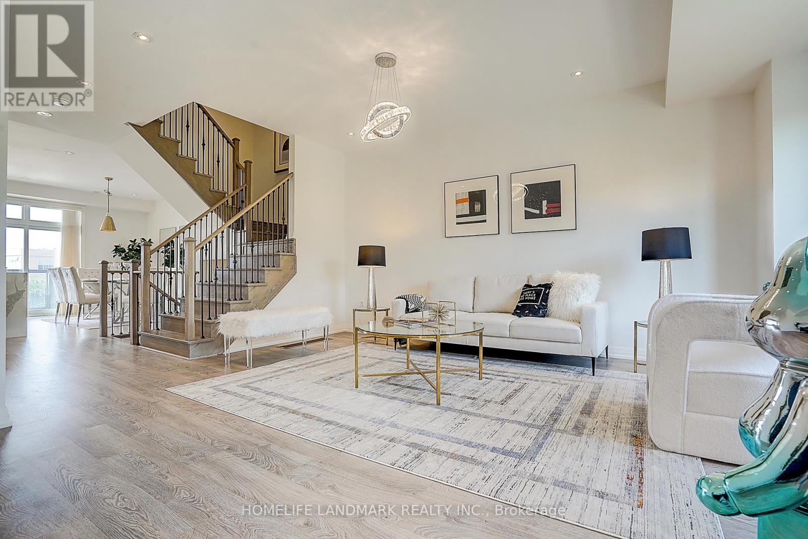 Single Family House for Sale in  GEORGE KIRBY STREET Vaughan (Patterson) 