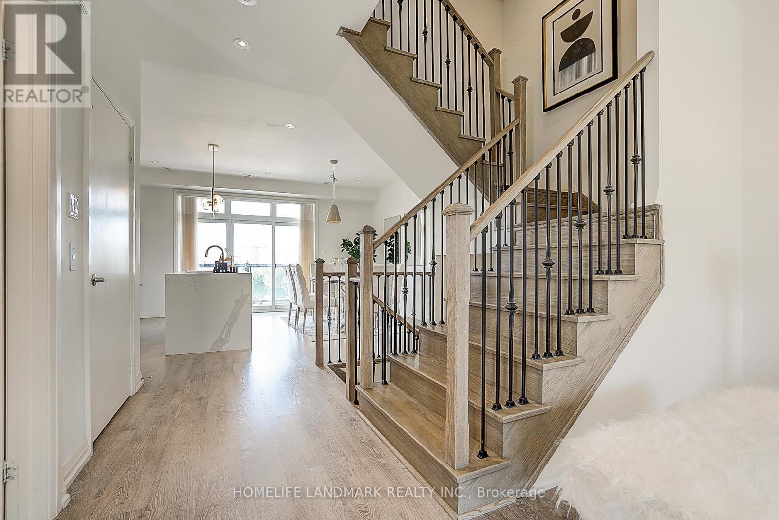 Single Family House for Sale in  GEORGE KIRBY STREET Vaughan (Patterson) 