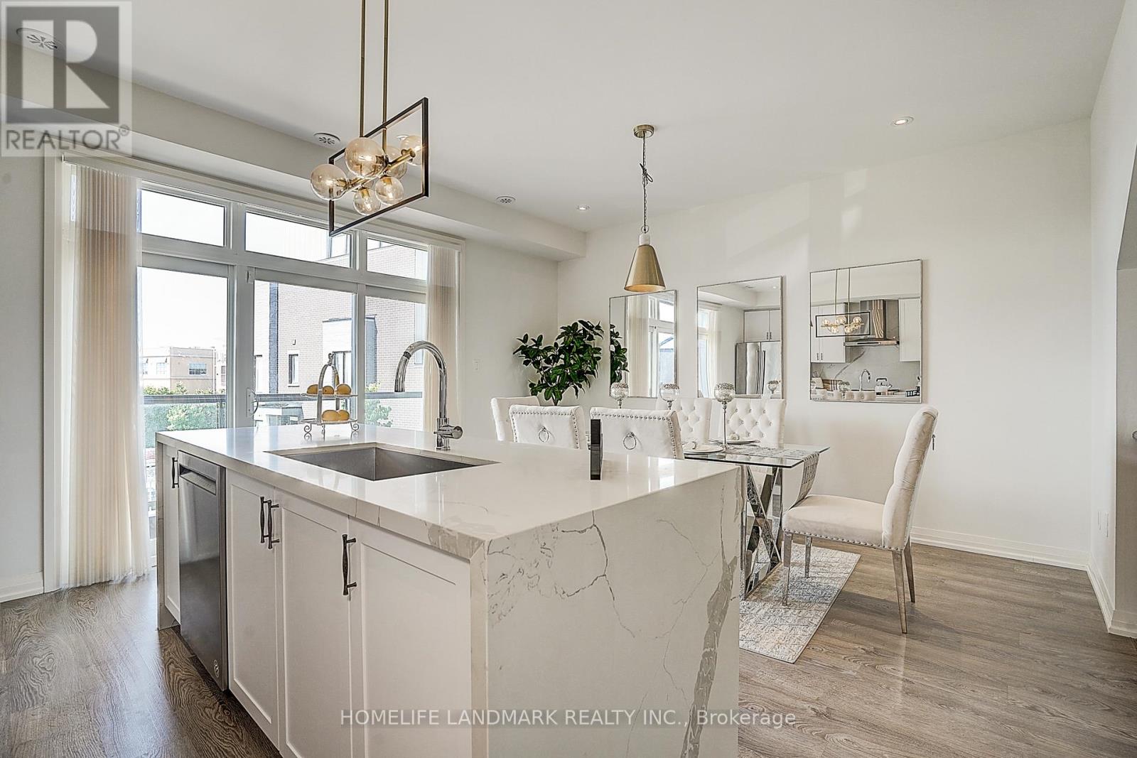 Single Family House for Sale in  GEORGE KIRBY STREET Vaughan (Patterson) 